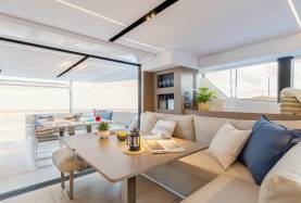 Moorings 5200 – 5 Cabin Catamaran